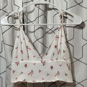 forever 21 shoulder tie floral cropped tank top:)